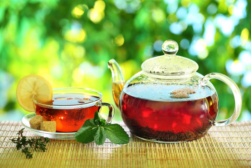 Fresh mint tea