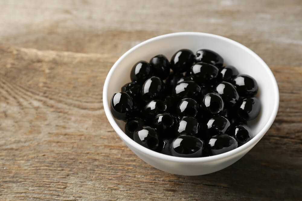 a cup full of tapioca pearls