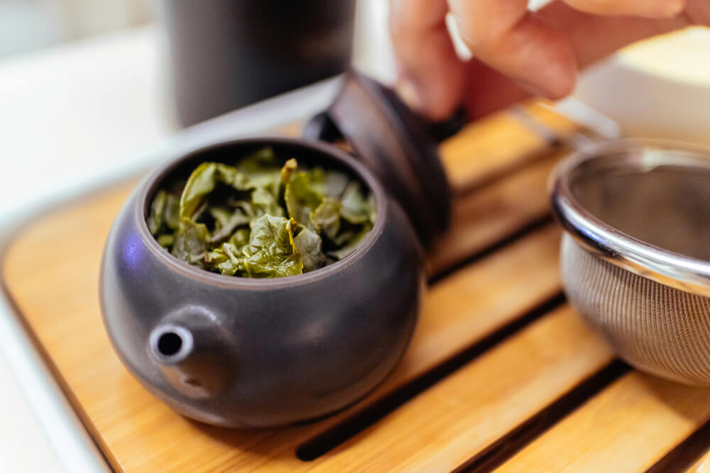 Spearmint tea with hot water