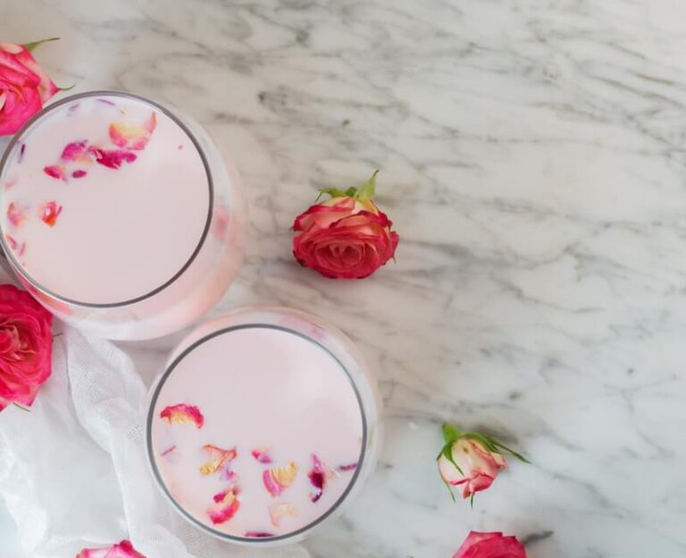 2 cups of kashmiri tea - what is kashmiri tea