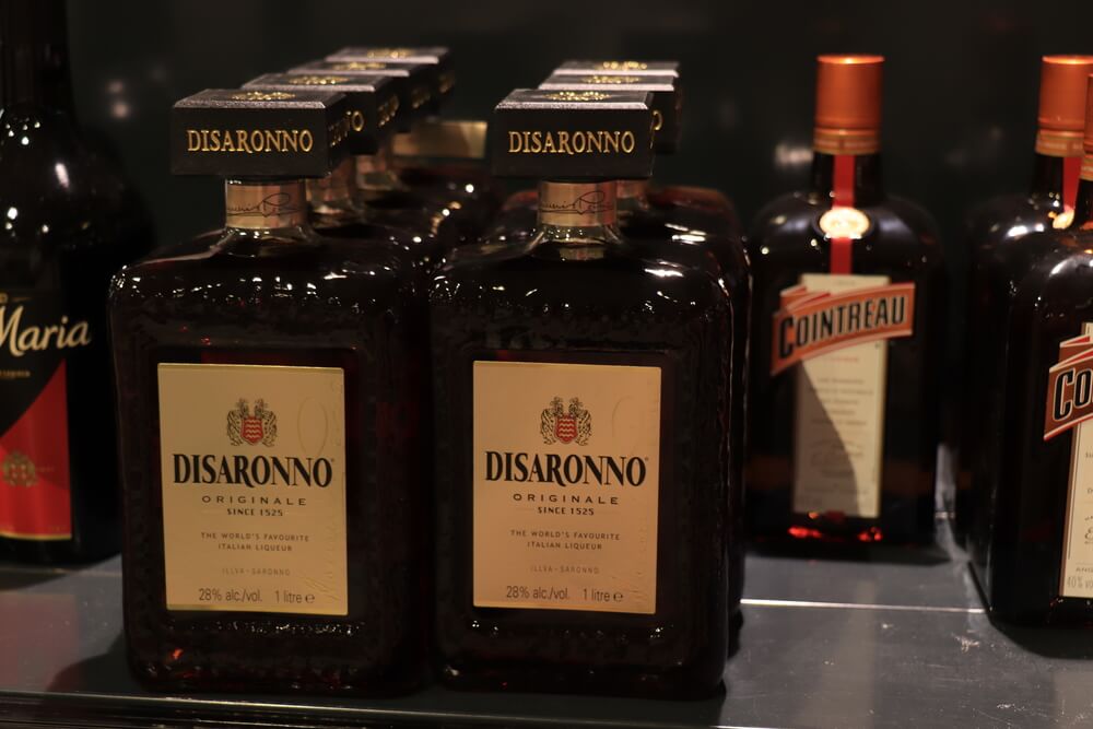 Can you put disaronno in coffee?