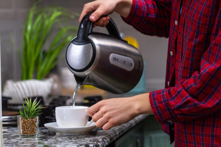 what-is-the-quietest-electric-kettle
