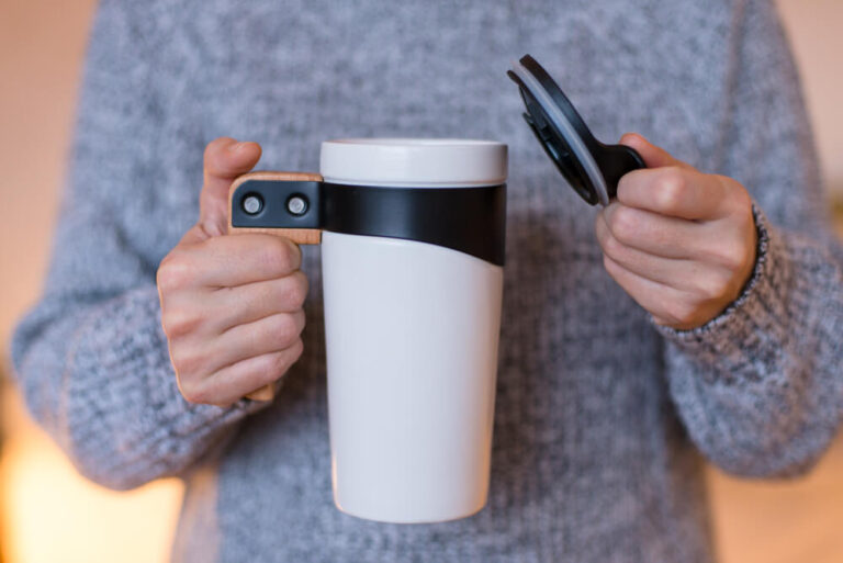 travel-mugs