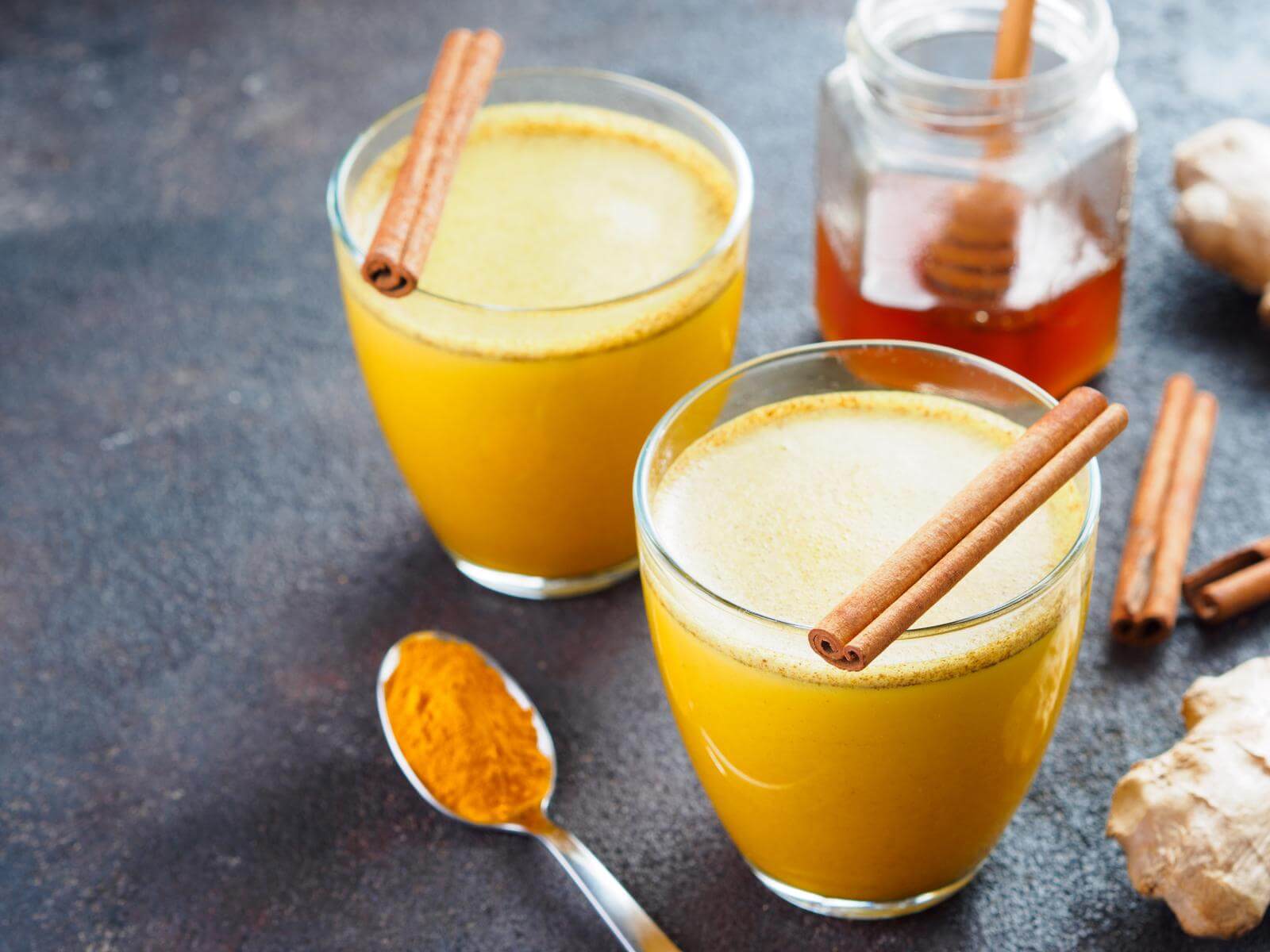 Golden turmeric latte and ingredients