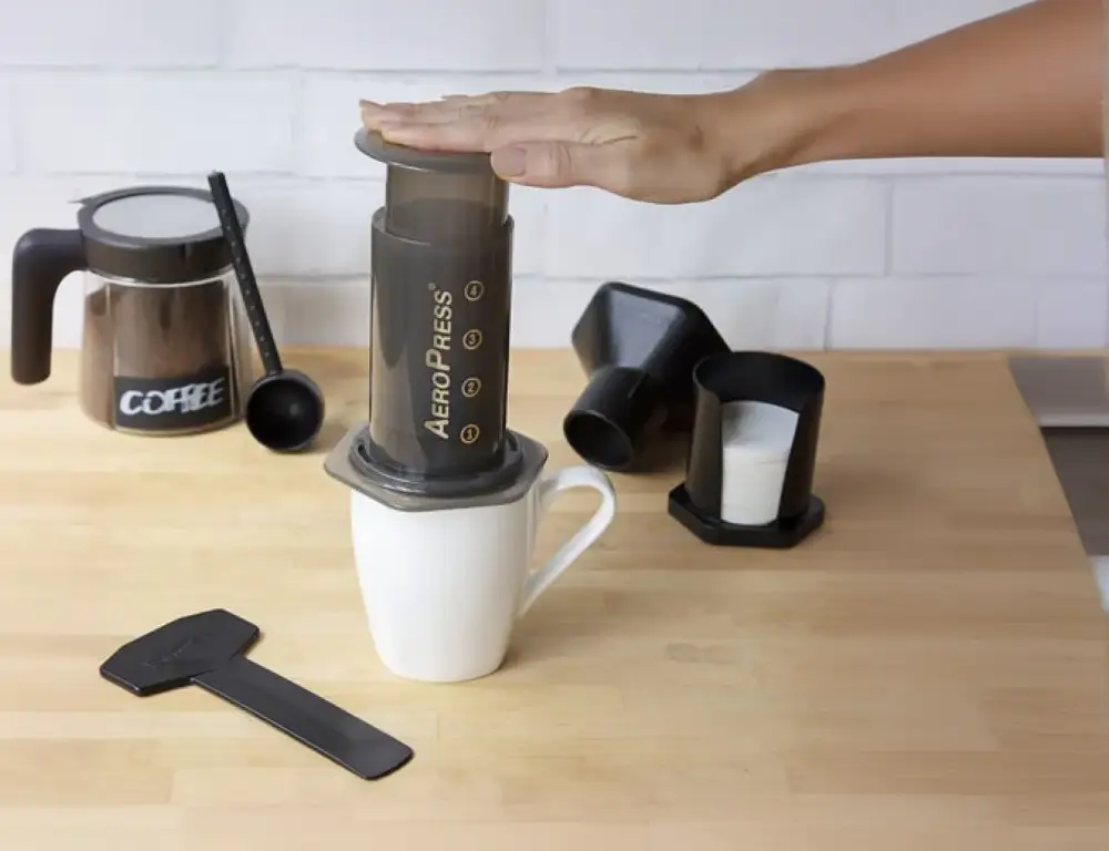 Making coffee using AeroPress