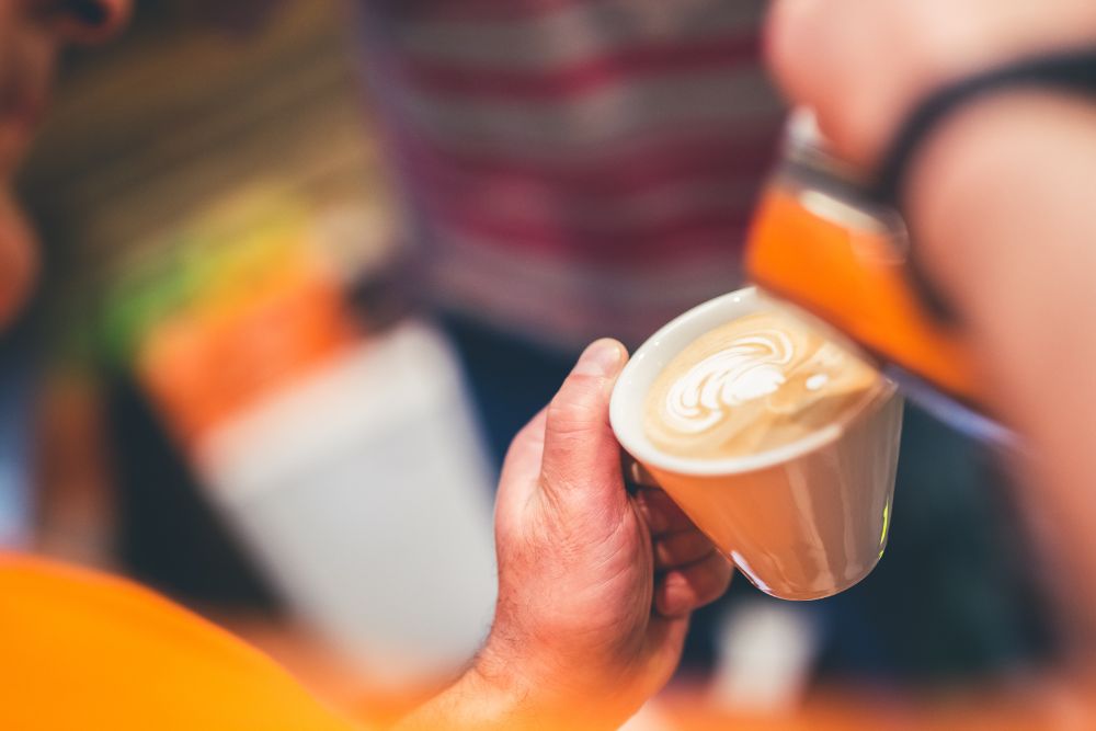 Making a macchiato