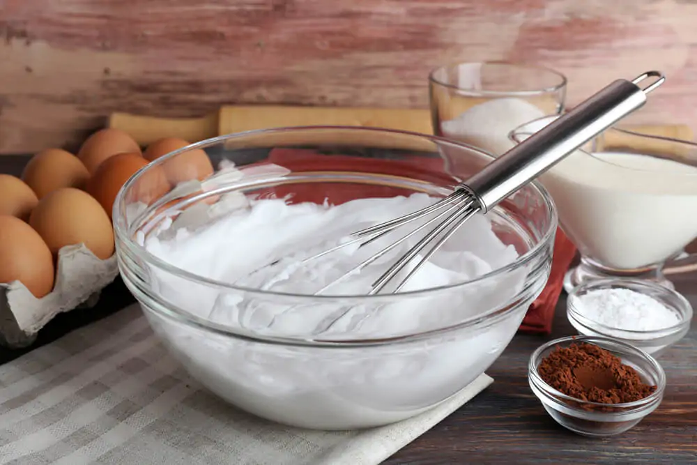 Whipping cream for coffee