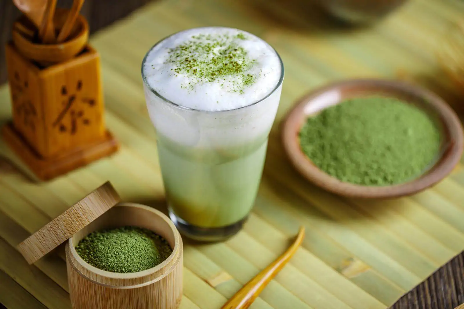 does-a-green-tea-latte-have-caffeine