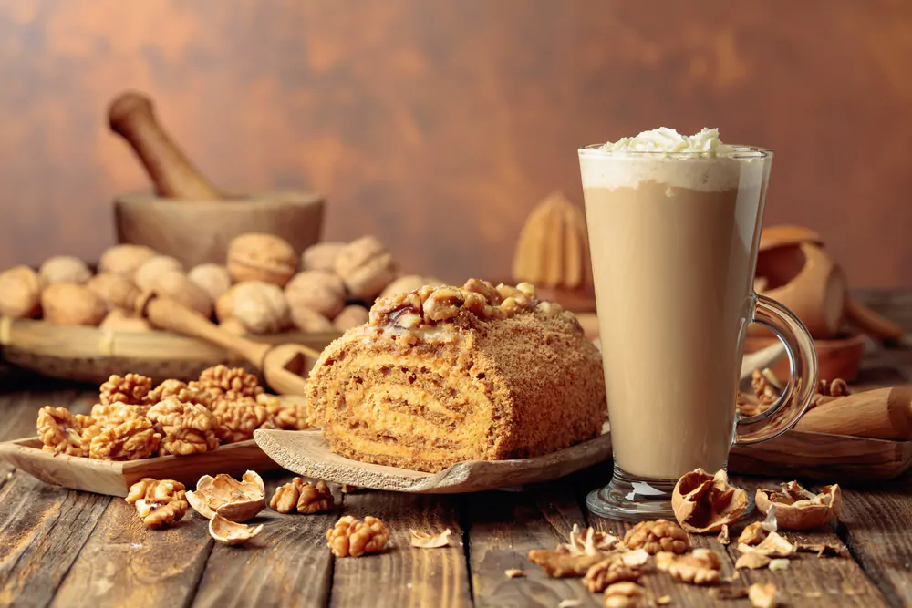Does coffee and walnut cake last?
