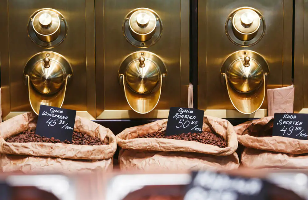 Containers for storing coffee beans - Coffee shop pricing strategy
